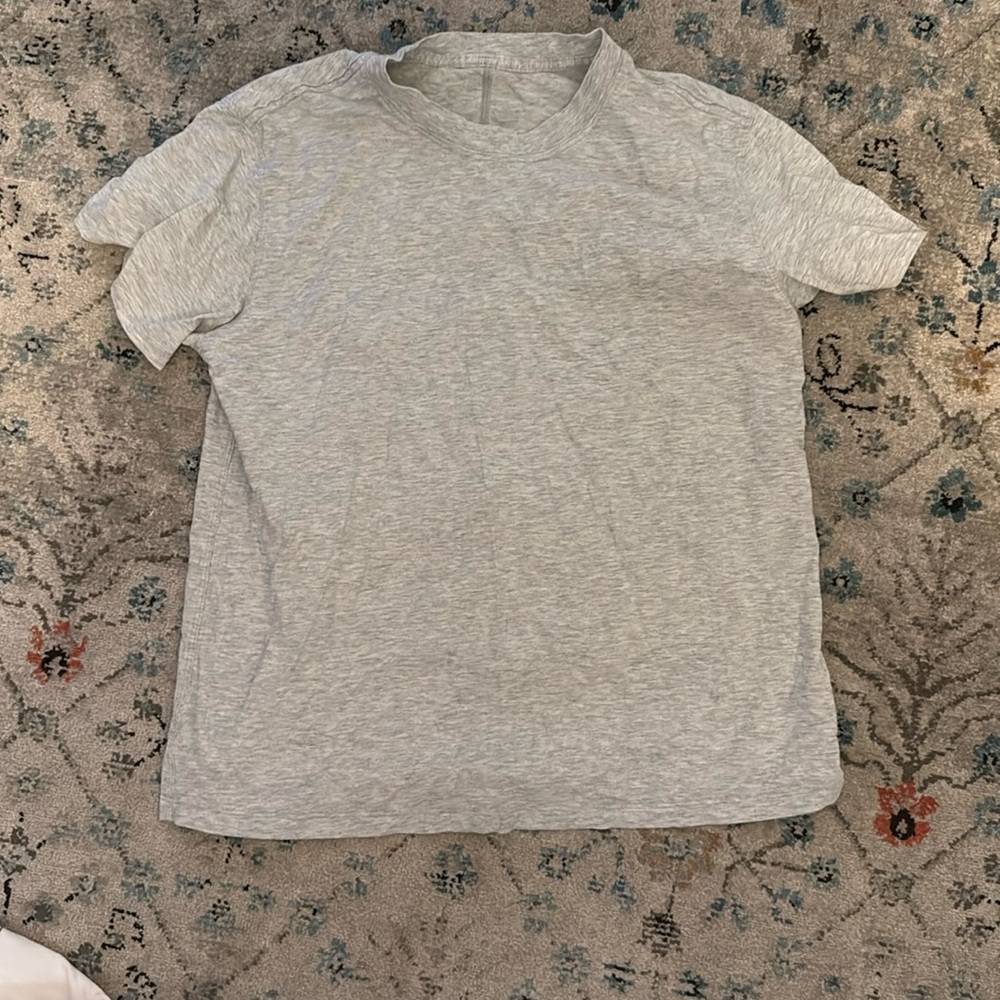 Lululemon boyfriend tee